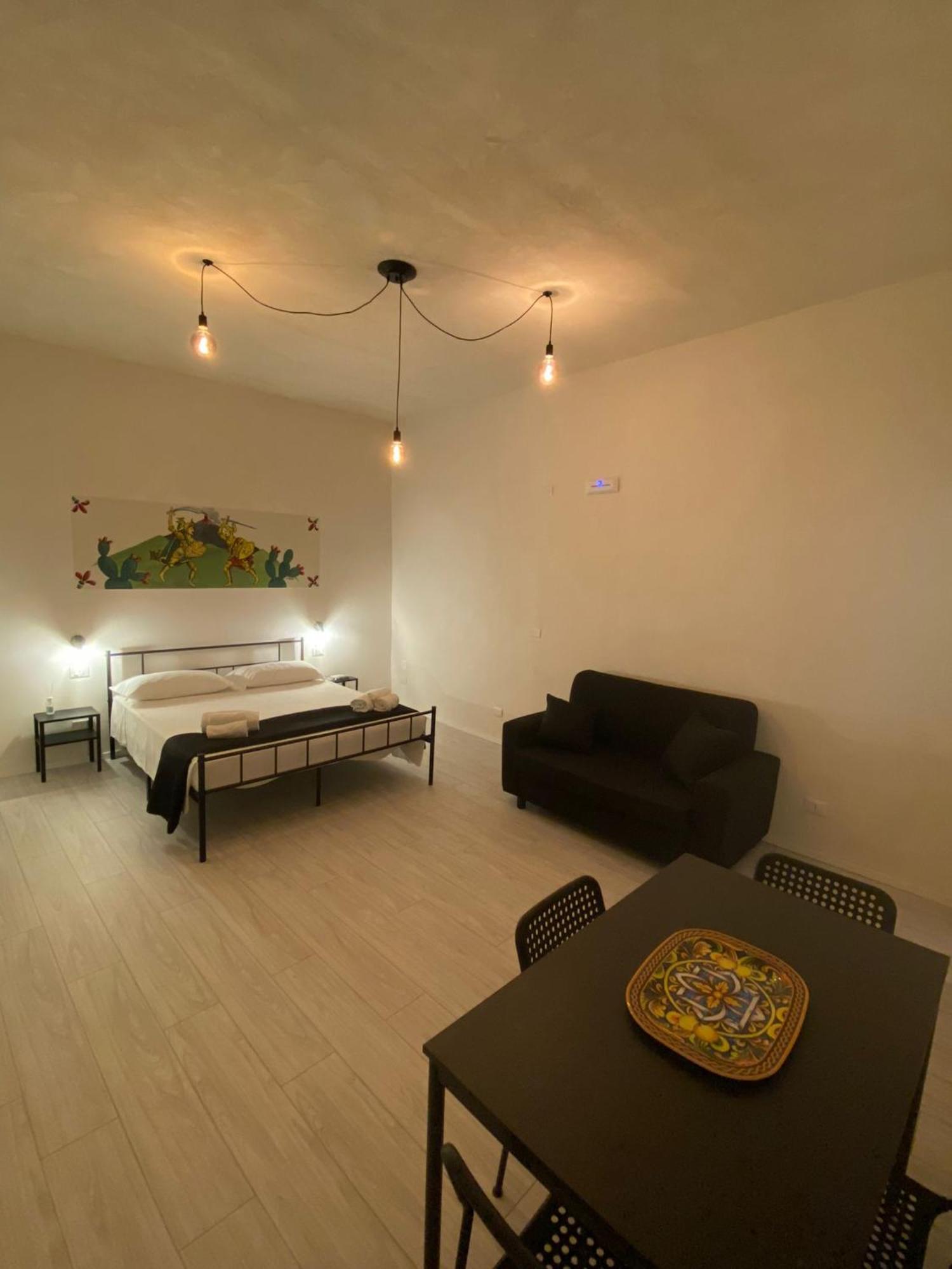 Villa La Casa Di Rinaldo Aeroporto di Catania Fontana Rossa Esterno foto