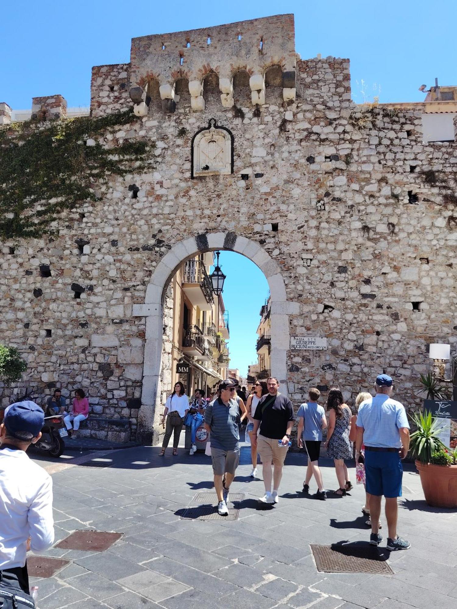 Villa La Casa Di Rinaldo Aeroporto di Catania Fontana Rossa Esterno foto